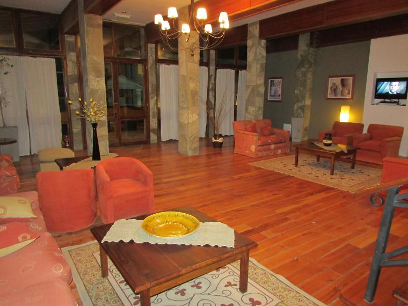 Kalenshen Hotel Cerro Calafate El Calafate Buitenkant foto