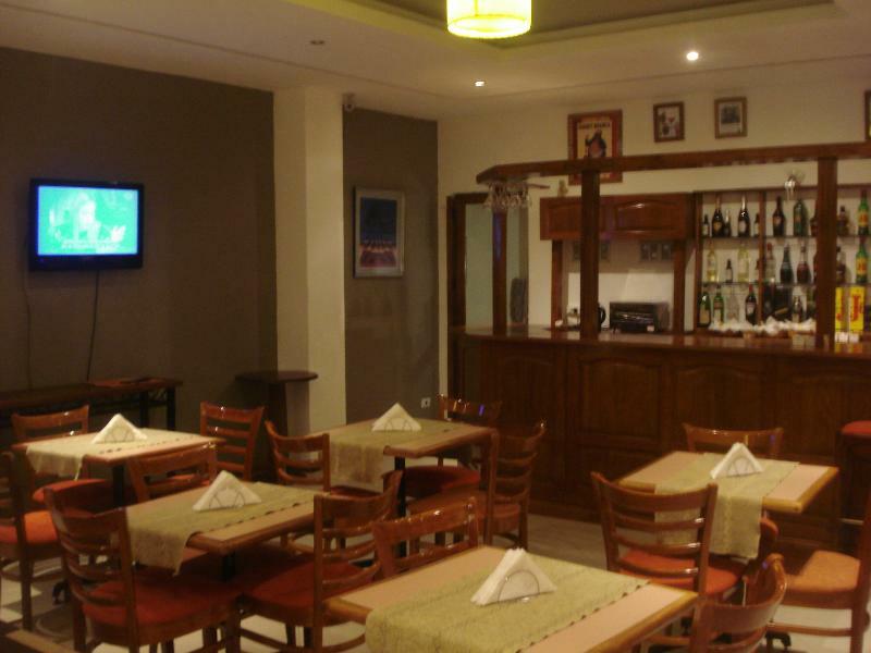 Kalenshen Hotel Cerro Calafate El Calafate Buitenkant foto